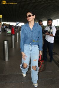 Daisy Shah Picture Gallery 2