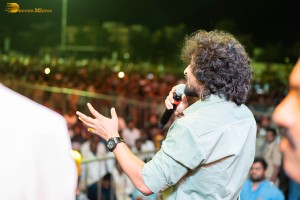 Telangana Minister Harish Rao and actor nani attend CM KCR Cricket trophy season 3 in Siddipet