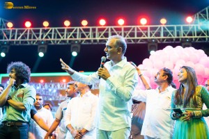 Telangana Minister Harish Rao and actor nani attend CM KCR Cricket trophy season 3 in Siddipet