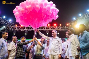 Telangana Minister Harish Rao and actor nani attend CM KCR Cricket trophy season 3 in Siddipet