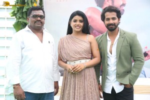 Dear Uma Movie Opening attended by Pruthvi Ambaar and Sumaya Reddy