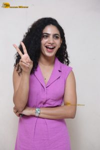 actress deepa thomas sexy in a pink dress