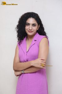 actress deepa thomas sexy in a pink dress