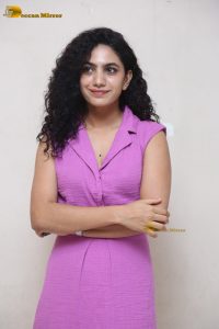 actress deepa thomas sexy in a pink dress