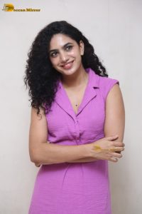 Deepa Thomas Picture Gallery 2