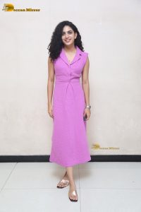 actress deepa thomas sexy in a pink dress
