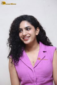 actress deepa thomas sexy in a pink dress