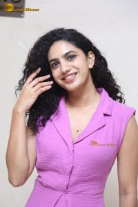 actress deepa thomas sexy in a pink dress