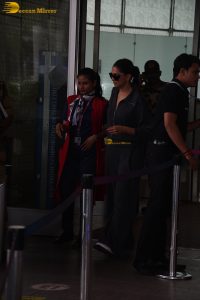 actress Deepika Padukone at mumbai airport