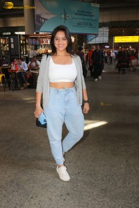 Indian tv actress deepika singh in a white top and denim jeans