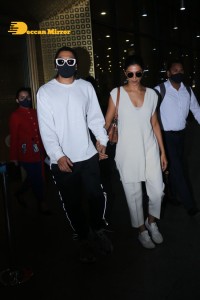 Ranveer Singh and Deepika Padukone at Airport on February 28, 2022