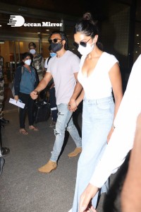 Deepika Padukone and Ranveer Singh at Airport