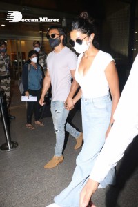Deepika Padukone and Ranveer Singh at Airport