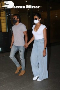 Deepika Padukone and Ranveer Singh at Airport