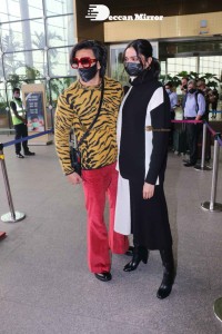 Deepika Padukone and Ranveer Singh at Mumbai Airport on December 15, 2021