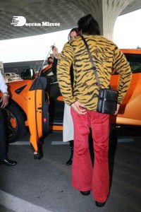 Deepika Padukone and Ranveer Singh at Mumbai Airport on December 15, 2021