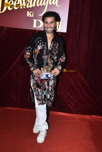 Deewaniyat Ki Diwali Party attended by Mouni Roy, Sonal Chauhan, Avneet Kaur, Nargis Fakhri, and Sophie Choudry