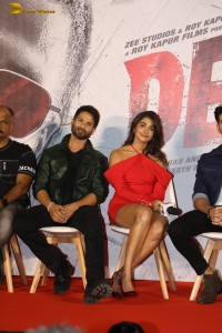 Deva Trailer Launch attended by Shahid Kapoor, Pooja Hegde, Pavail Gulati, and Rosshan Andrrews