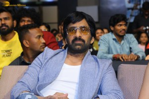 Dhamaka pre-release function attended by Ravi Teja, Sreeleela and Raghavendra Rao
