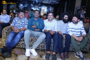 Dhamaka pre-release function attended by Ravi Teja, Sreeleela and Raghavendra Rao