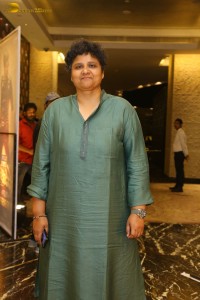 Dhamaka pre-release function attended by Ravi Teja, Sreeleela and Raghavendra Rao