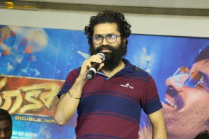 Telugu movie dhamaka press meet attended by actress sreeleela