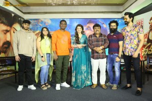 Telugu movie dhamaka press meet attended by actress sreeleela