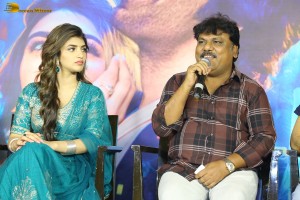 Telugu movie dhamaka press meet attended by actress sreeleela
