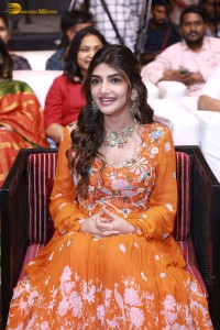 Dhamaka Success Celebration attended by Ravi Teja and Sreeleela