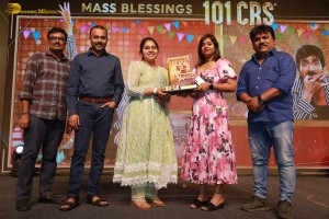 Dhamaka Success Celebration attended by Ravi Teja and Sreeleela