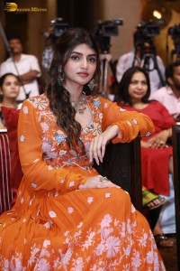 Dhamaka Success Celebration attended by Ravi Teja and Sreeleela