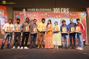 Dhamaka Success Celebration attended by Ravi Teja and Sreeleela