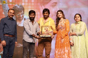 Dhamaka Success Celebration attended by Ravi Teja and Sreeleela