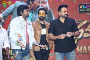 Dhamaka movie success meet attended by Ravi Teja and Sreeleela
