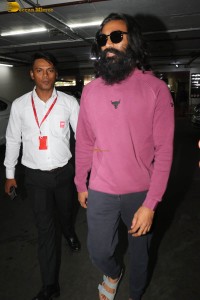 Indian Actor Dhanush transforms himself for his upcoming film captain miller