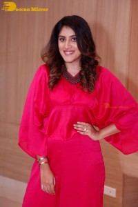 Dhanya-Balakrishna-14