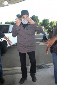 Bollywood Star Dharmendra seen at the Airport