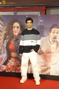 Dhoom Dhaam Screening attended by Yami Gautam, Pratik Gandhi, and Ranveer Singh