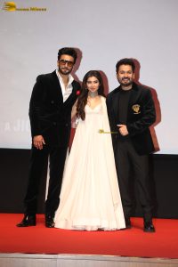 Dhurandhar Trailer Launch attended by Madhavan, Ranveer Singh, Sara Arjun, Arjun Rampal, and others