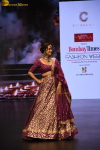 actress dia mirza looking gorgeous doing a ramp walk at a fashion show