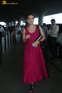 actress dia mirza cute in a red dress
