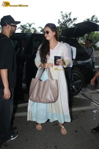 bollywood actress dia mirza cute in a salwar dress at mumbai airport