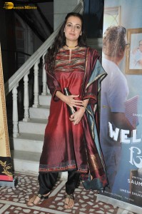 actress dia mirza stylish looks in desi style at a event