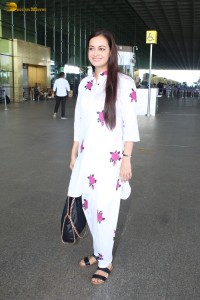 actress dia mirza sweet looks in a white salwar dress at airport