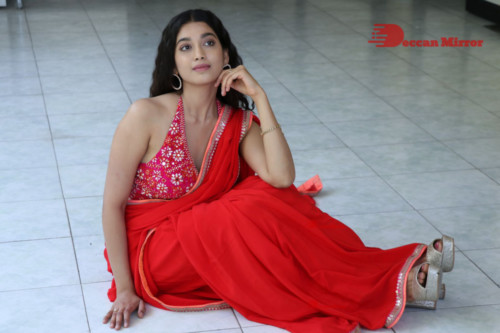 Telugu Actress Digangana Suryavanshi in a red saree
