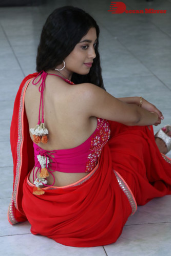 Digangana Suryavanshi (21)