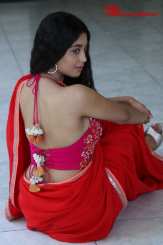 Digangana Suryavanshi (23)