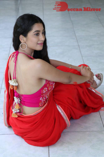 Digangana Suryavanshi (26)