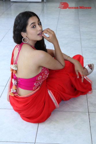 Digangana Suryavanshi (32)