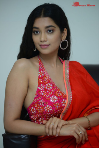 Digangana Suryavanshi (36)
